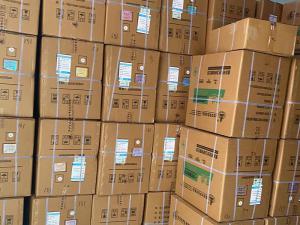 一次性手術(shù)衣裝箱準(zhǔn)備發(fā)貨